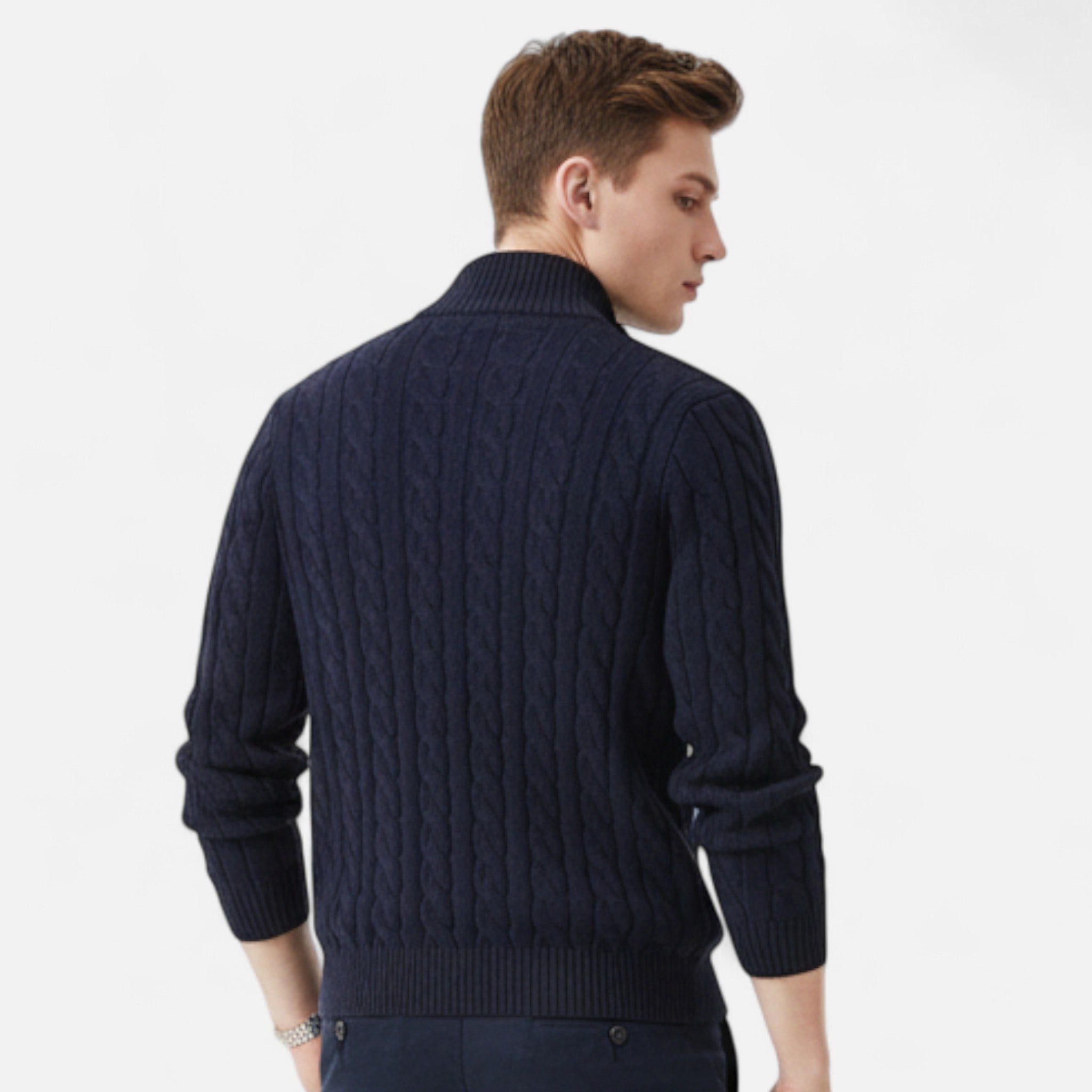 Marquiet Club | Men’s Classic Zip Sweater